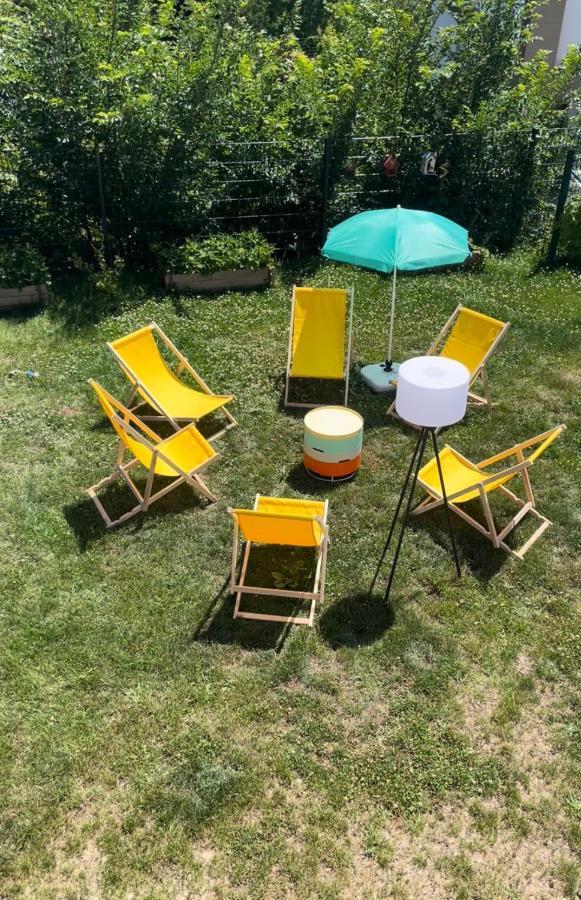 Mayen, Im Mohren, Privatzimmer Nr2, Waldrand, Nahe Nurburgring & Burg Eltz, Gemeinschaftsbad Bagian luar foto